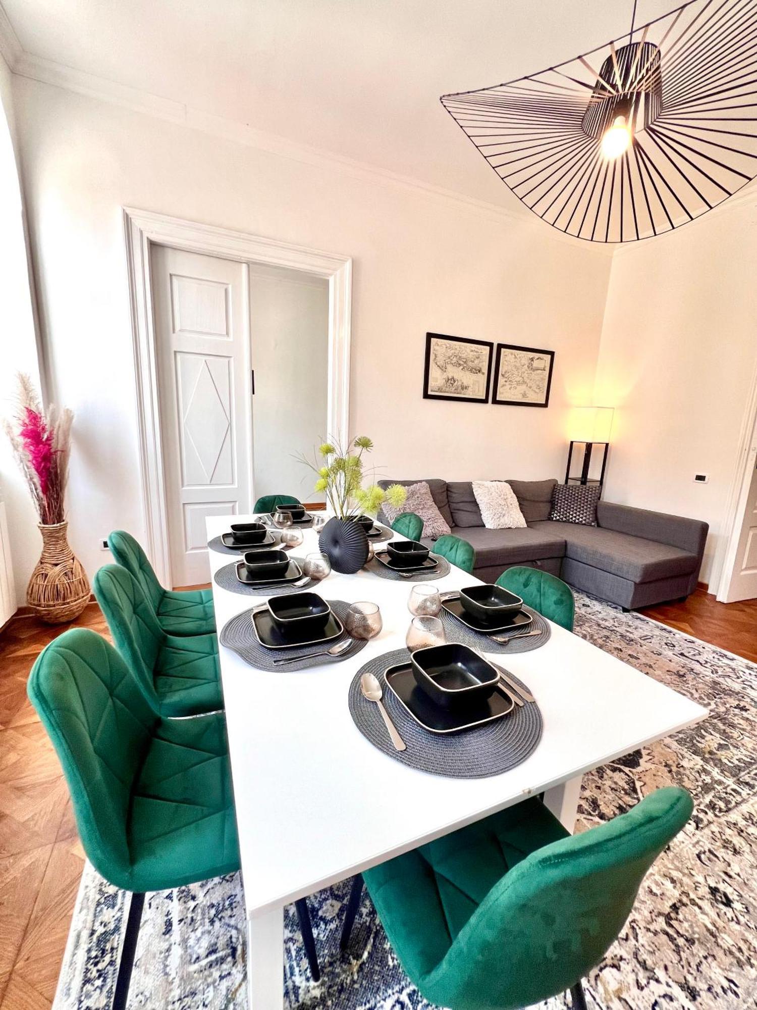Suite Mitteleuropa Private Parking Триест Экстерьер фото
