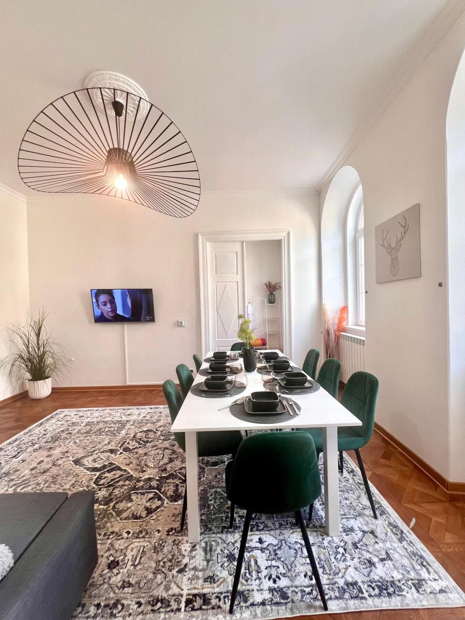 Suite Mitteleuropa Private Parking Триест Экстерьер фото