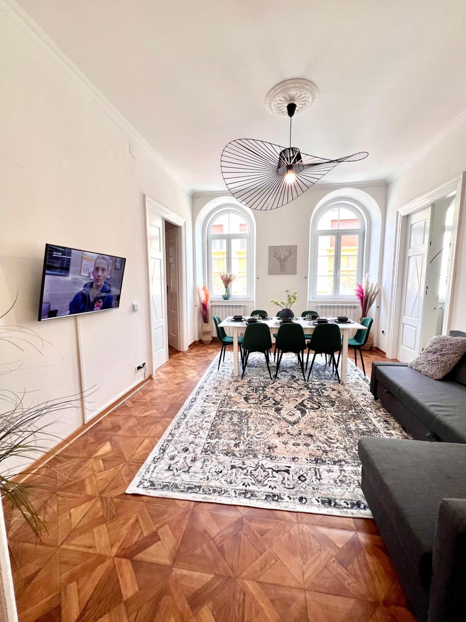 Suite Mitteleuropa Private Parking Триест Экстерьер фото