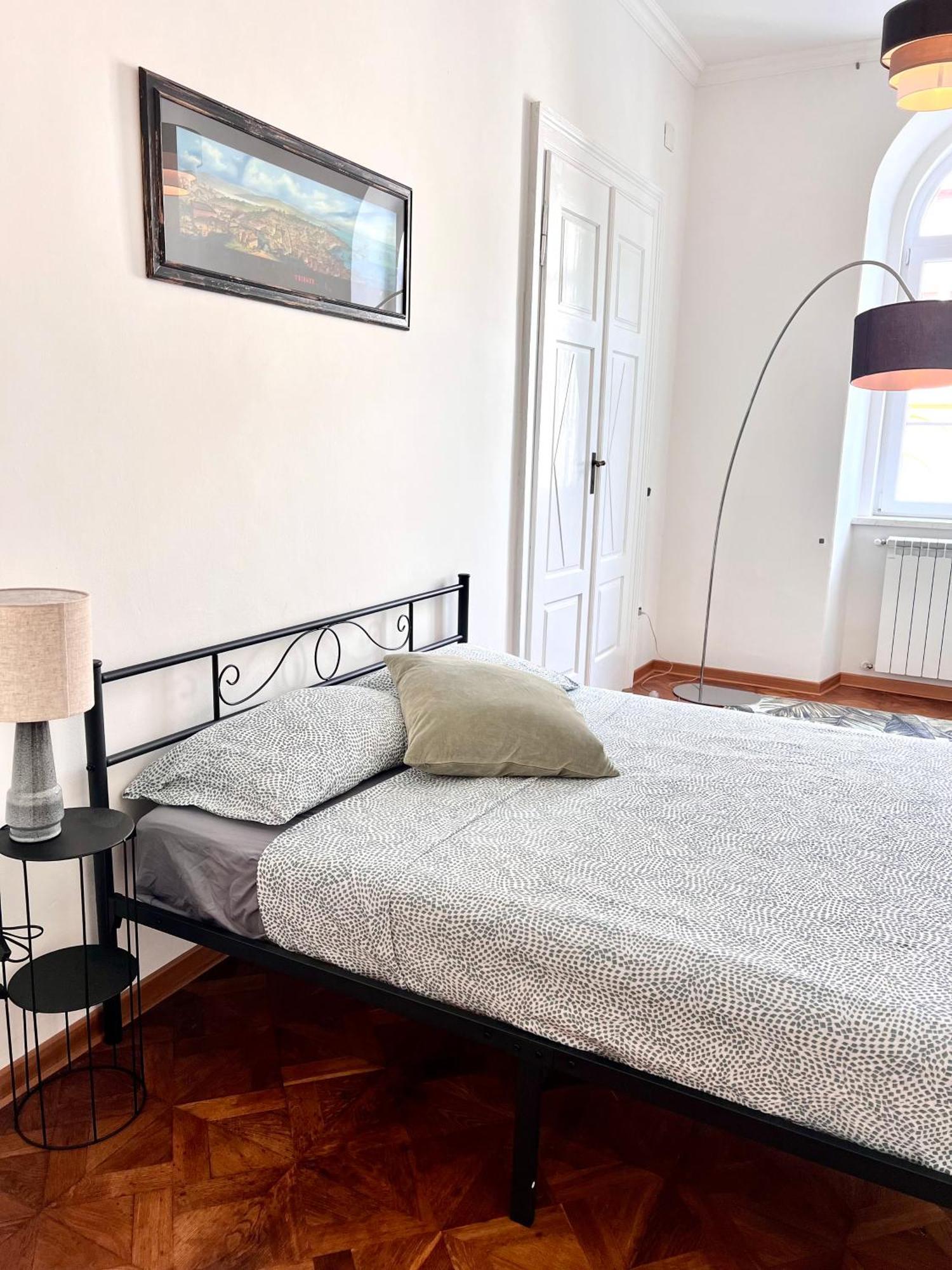 Suite Mitteleuropa Private Parking Триест Экстерьер фото