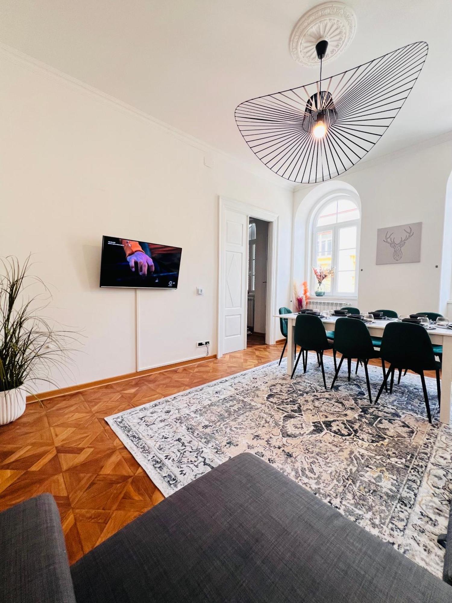 Suite Mitteleuropa Private Parking Триест Экстерьер фото